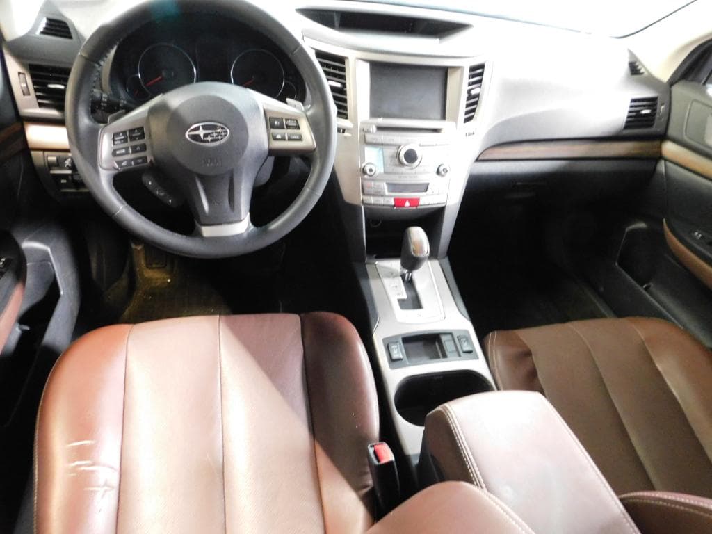 Photo 3 of 2014 Subaru Outback 2.5i Limited
