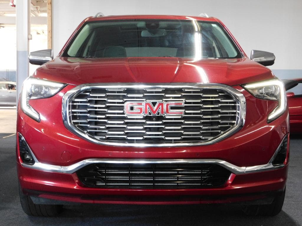 Photo 2 of 2019 GMC Terrain Denali