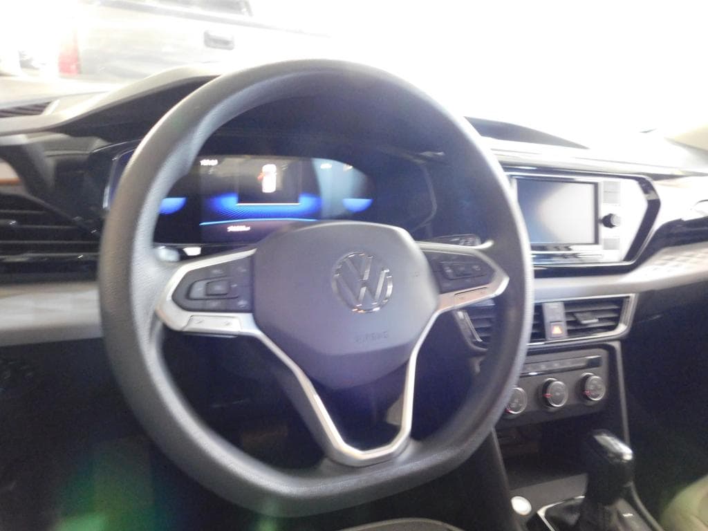 Photo 3 of 2022 Volkswagen Taos S
