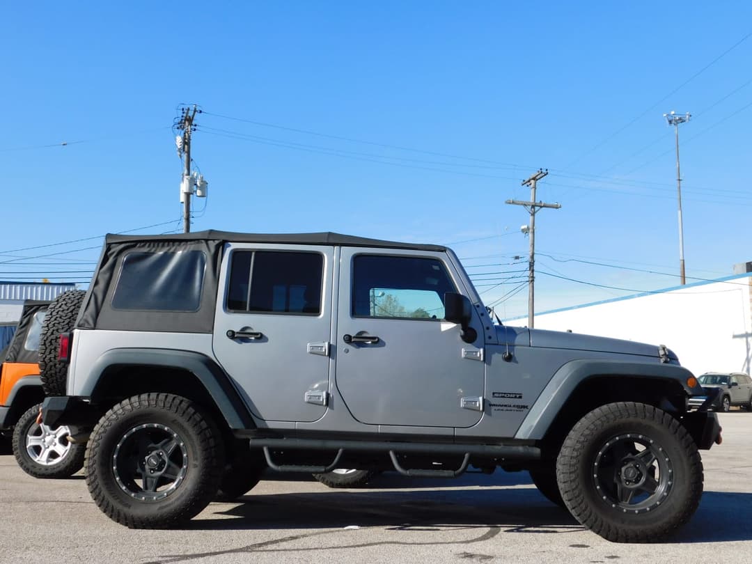 Photo 4 of 2018 Jeep Wrangler JK Unlimited Sport